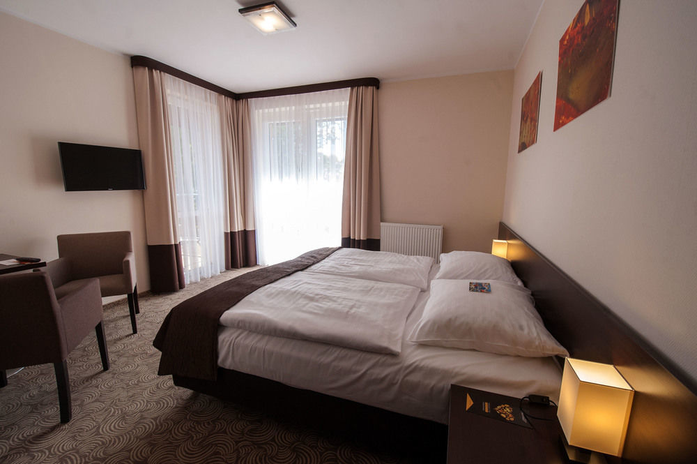 Hotel Emocja Spa ميلنو المظهر الخارجي الصورة